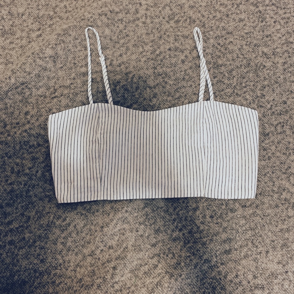Brandy Melville Crop Top NWT